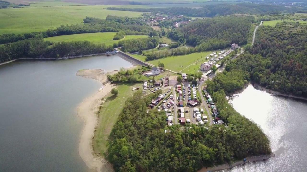 Mobilheim Chalet - Vyrovicka Prehrada Vyrovice エクステリア 写真